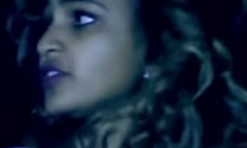 Bechereka OቨR - በጨረቃ ኦቨር cover